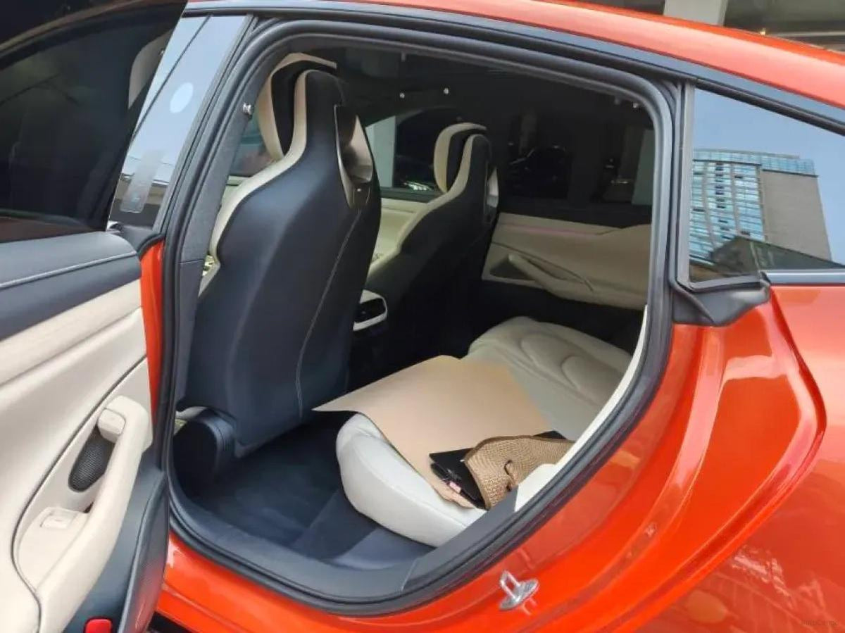 2024 Xiaomi SU7 BEV 94.3KWH 830km image 5