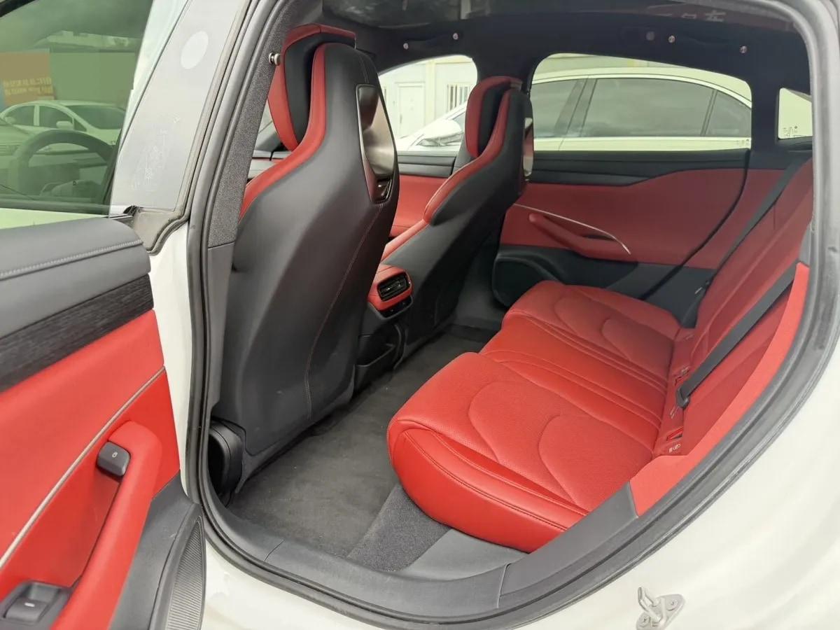2024 Xiaomi SU7 BEV 73.6KWH 700km image 5