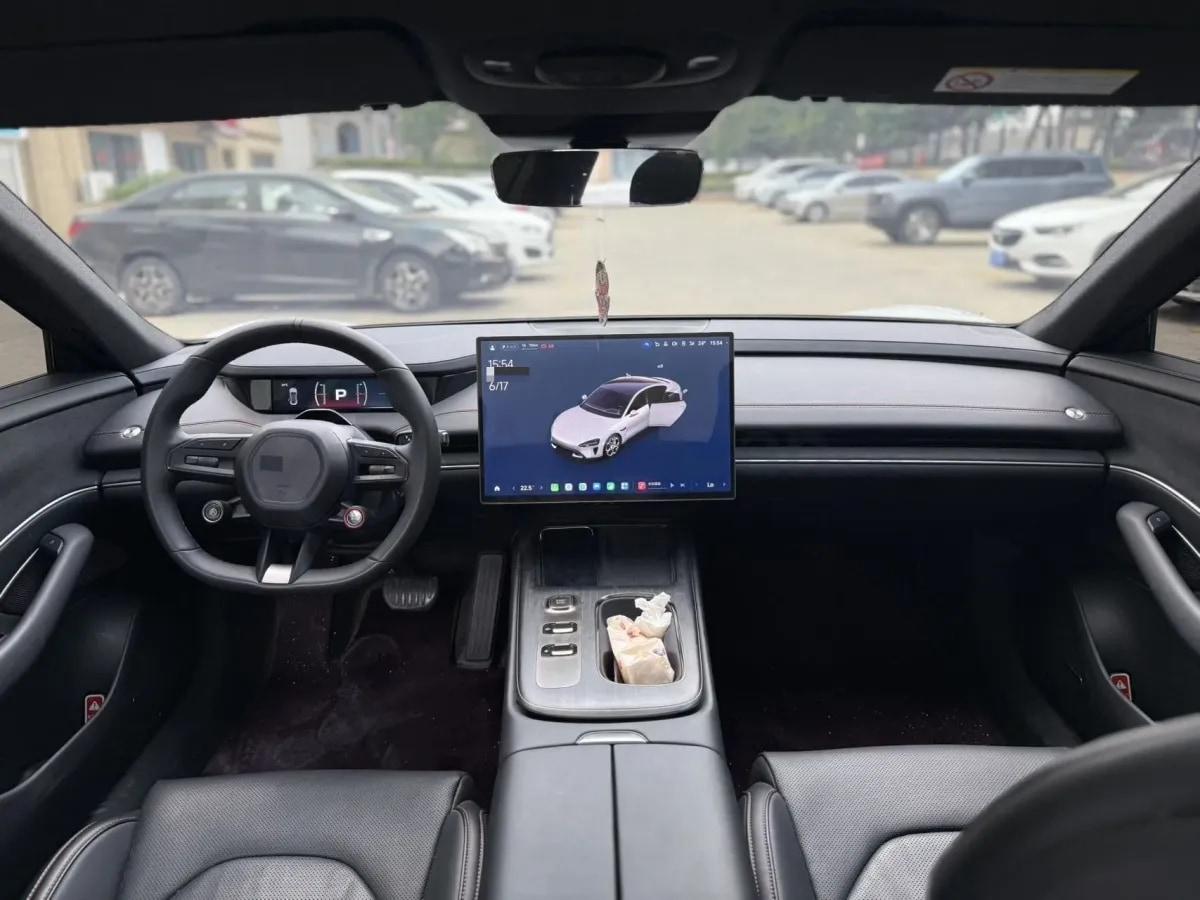 2024 Xiaomi SU7 BEV 73.6KWH image 5