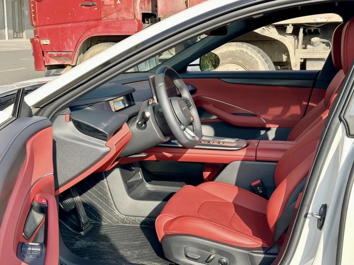2024 Xiaomi SU7 BEV 73.6KWH image 5