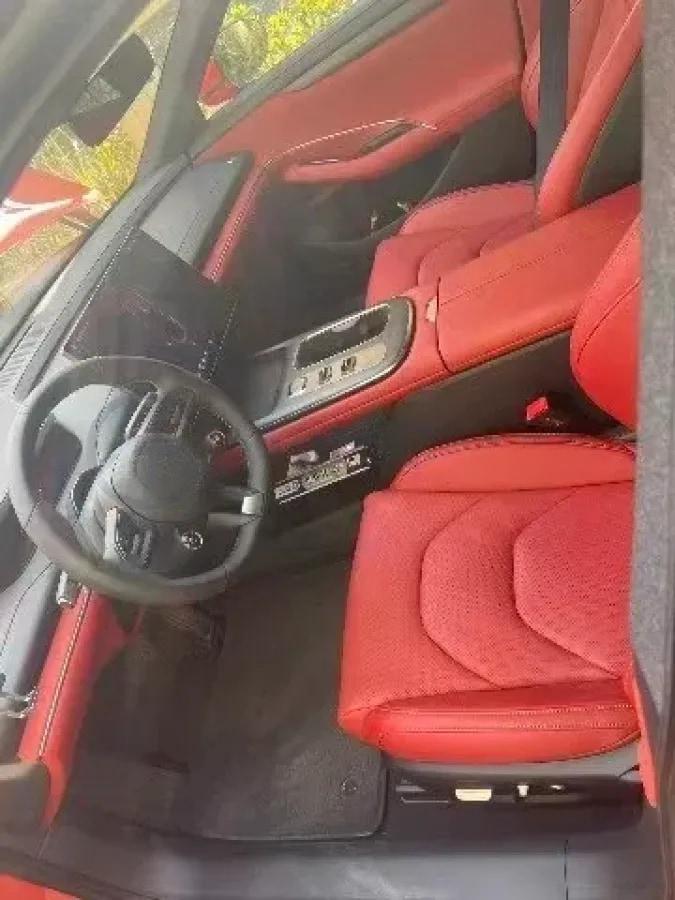 2024 Xiaomi SU7 BEV 73.6KWH image 5