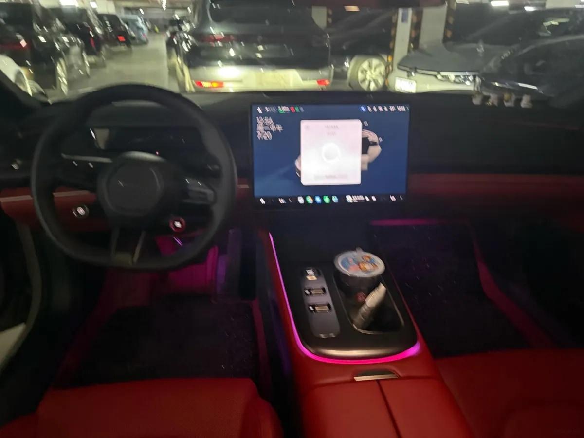 2024 Xiaomi SU7 BEV 73.6KWH image 5