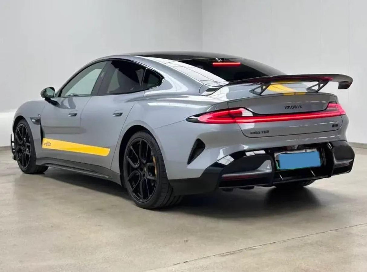 2025 Xiaomi SU7 Ultra BEV 93.7KWH 630km image 5