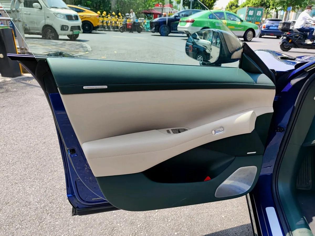 2025 Xiaomi YU7 BEV 101.7KWH image 5