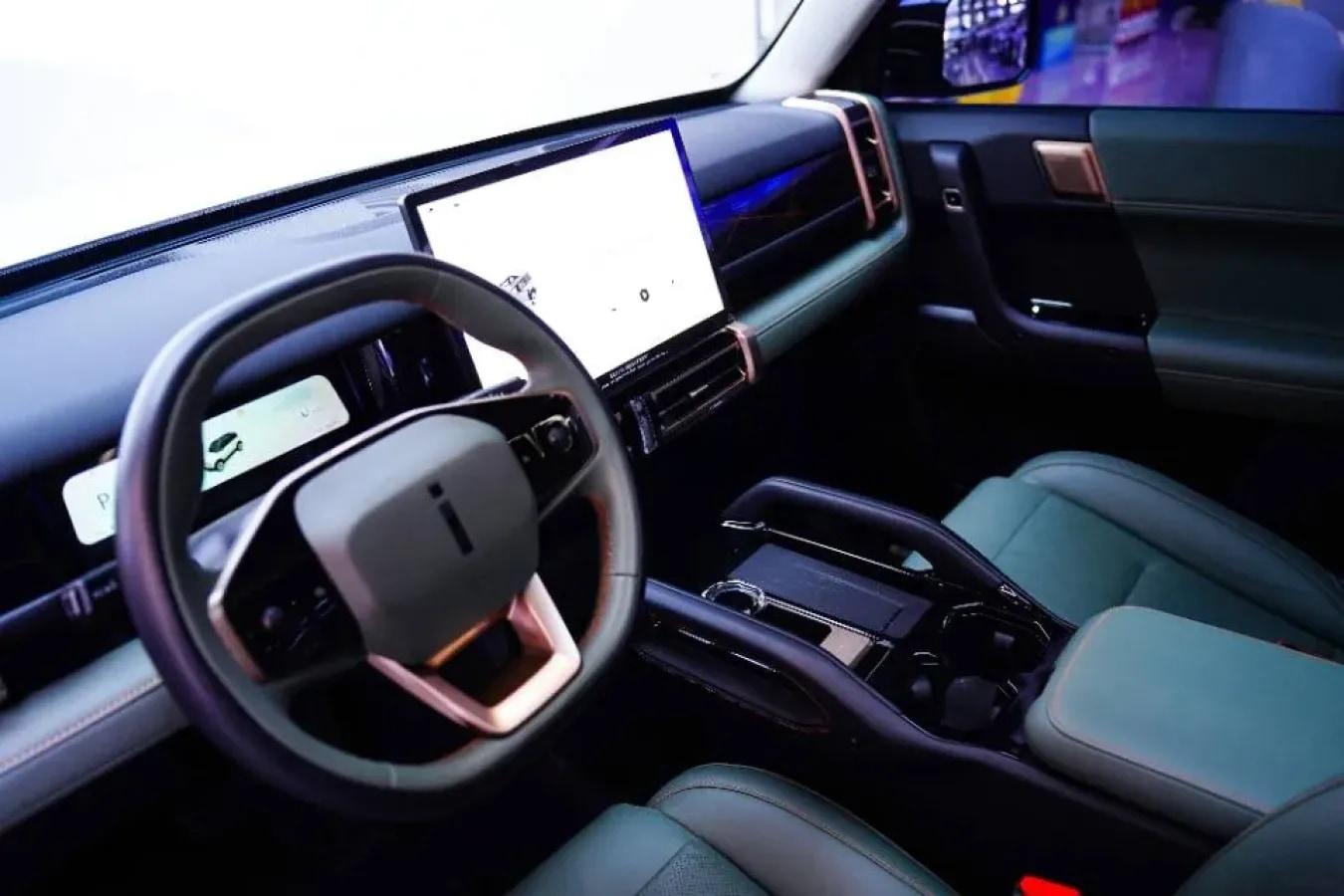 2024 iCAR iCAR 03 BEV 65.69KWH image 5