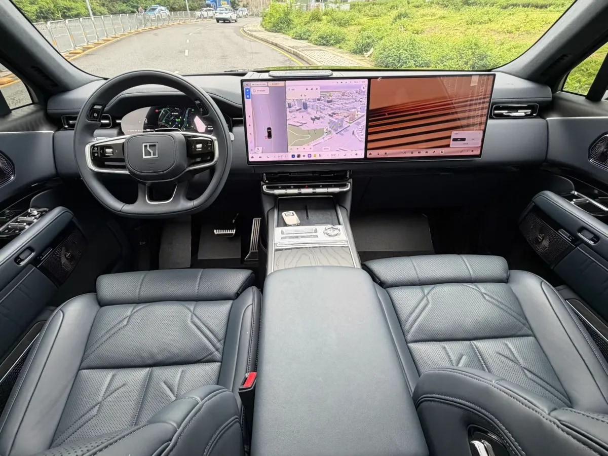 2025 Zeekr 9X 2.0T 279HP L4 1DHT PHEV image 5