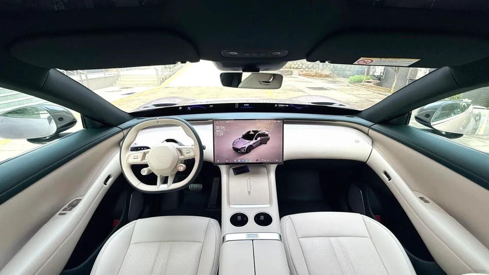 2025 Xiaomi YU7 BEV 96.3KWH 770km image 5
