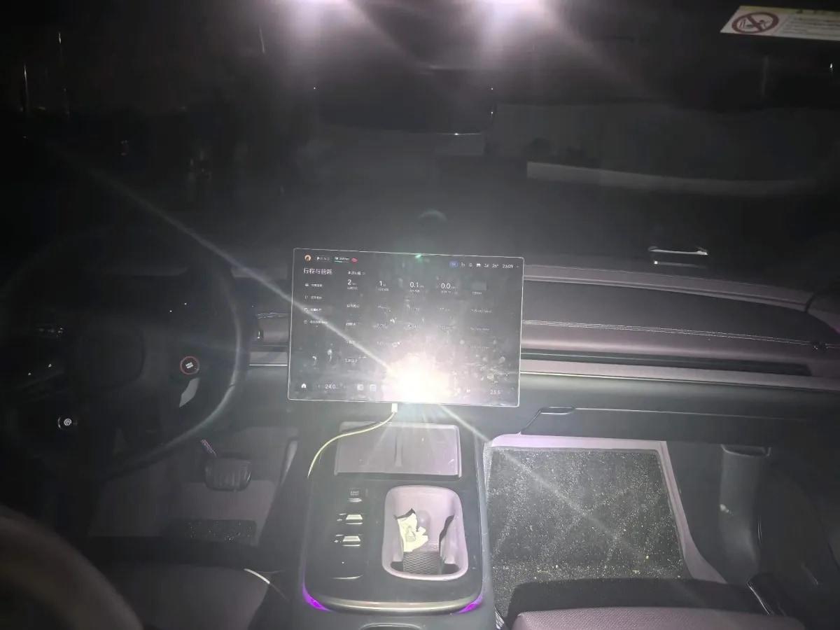 2024 Xiaomi SU7 BEV 73.6KWH 700km image 5