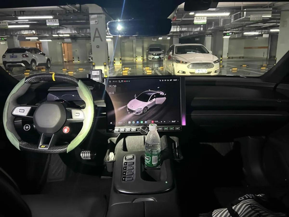 2025 Xiaomi SU7 Ultra BEV 93.7KWH 630km image 5