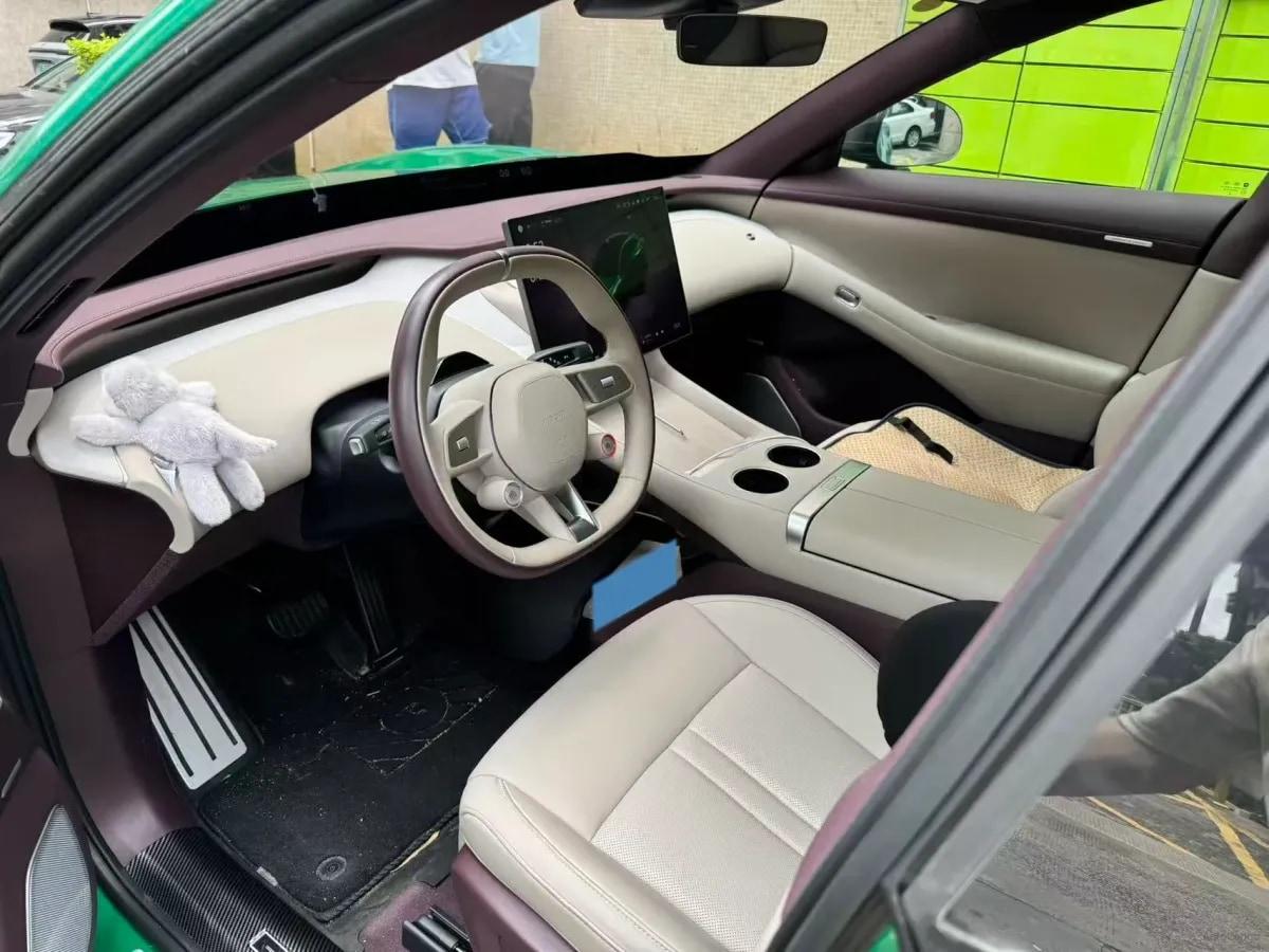 2025 Xiaomi YU7 BEV 96.3KWH 835km image 5