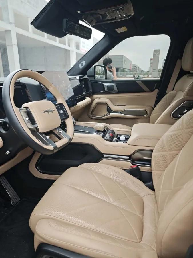 2025 FangChengBao Bao 8 2.0T 245HP L4 E-CVT PHEV 36.8KWH image 5