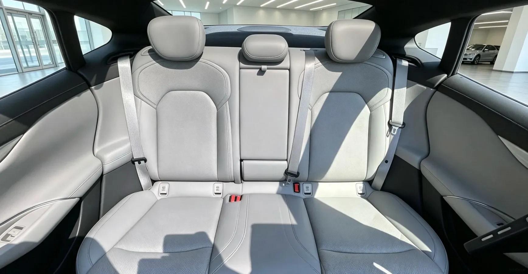 2025 Xiaomi YU7 BEV 96.3KWH image 5