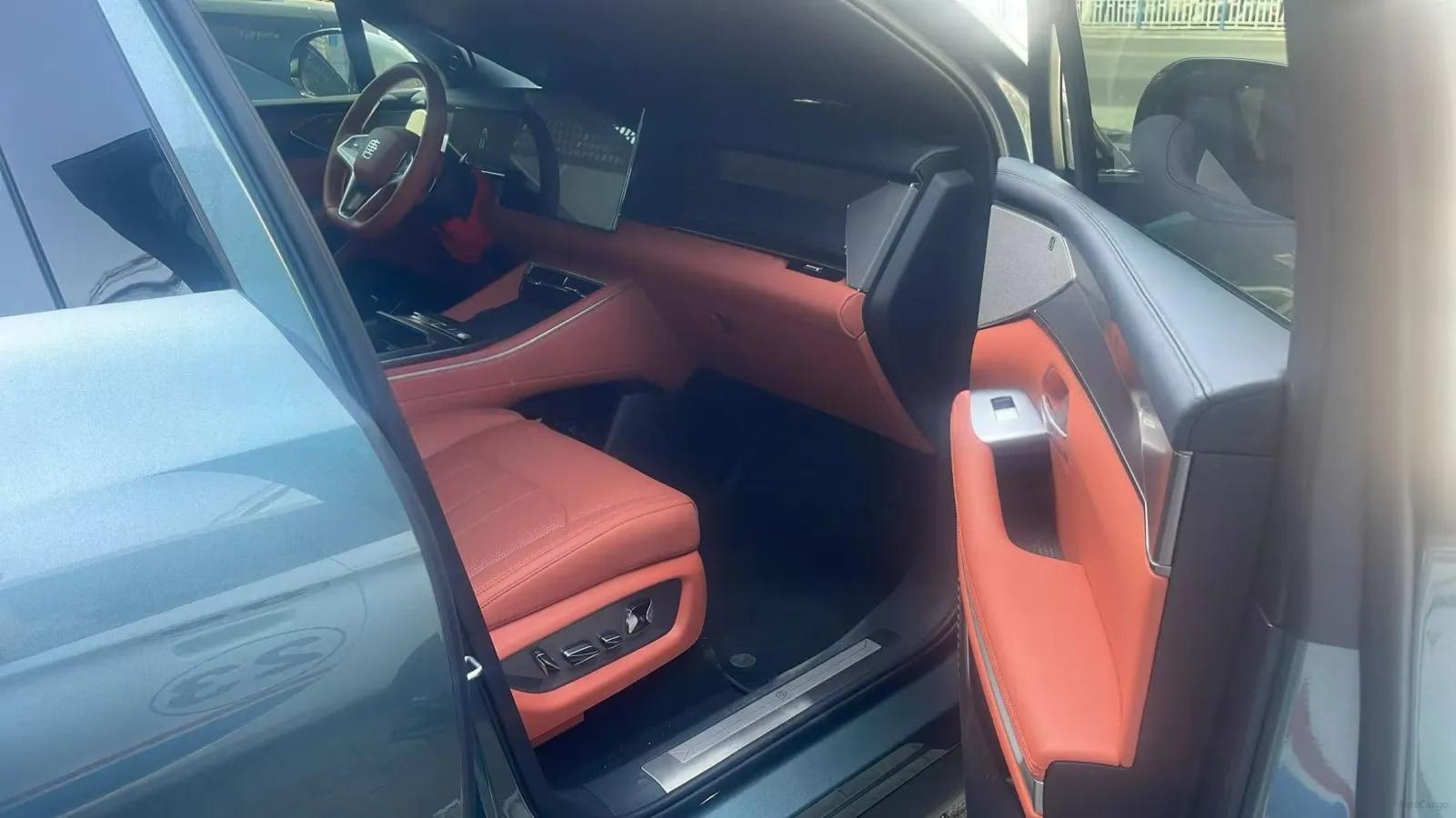 2025 BYD Tang L 1.5T 156HP L4 E-CVT PHEV image 5