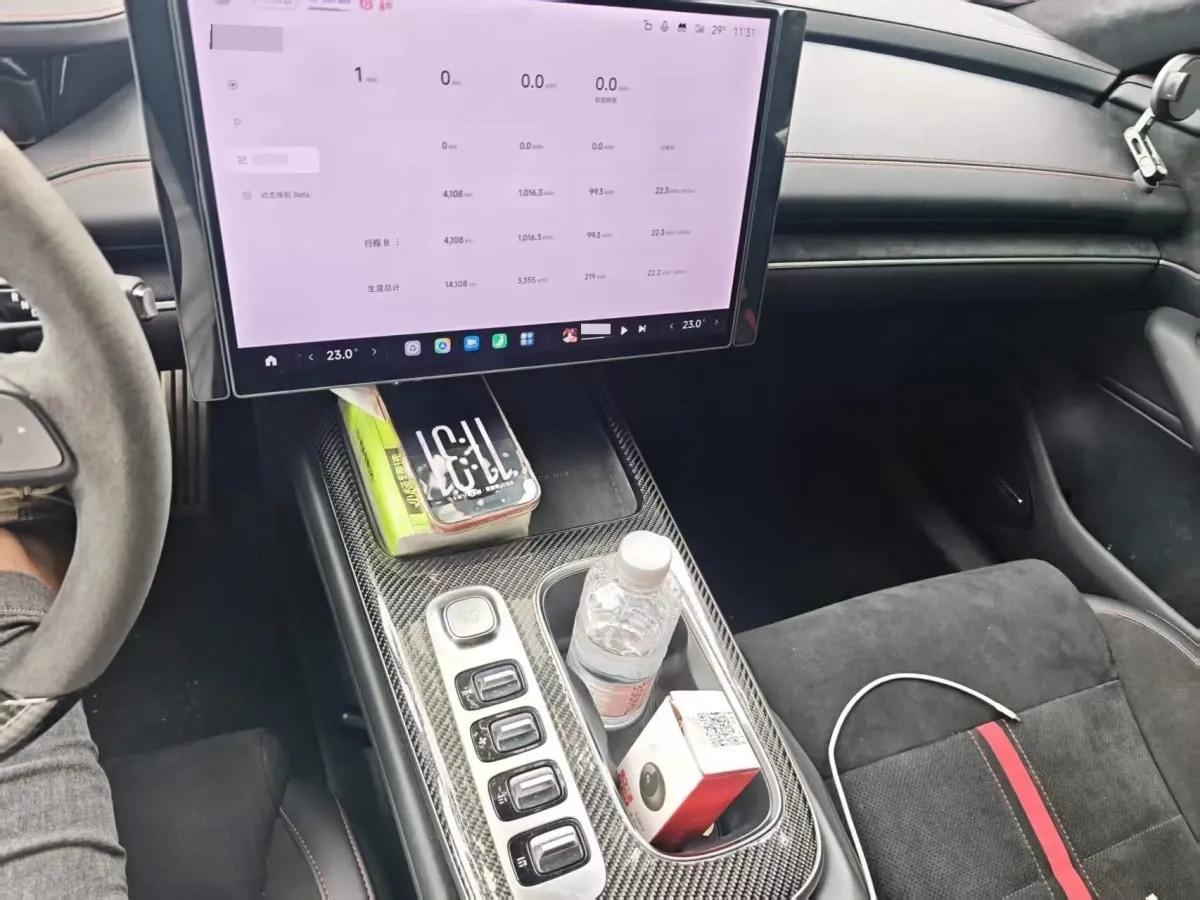 2025 Xiaomi SU7 Ultra BEV 93.7KWH 630km image 5