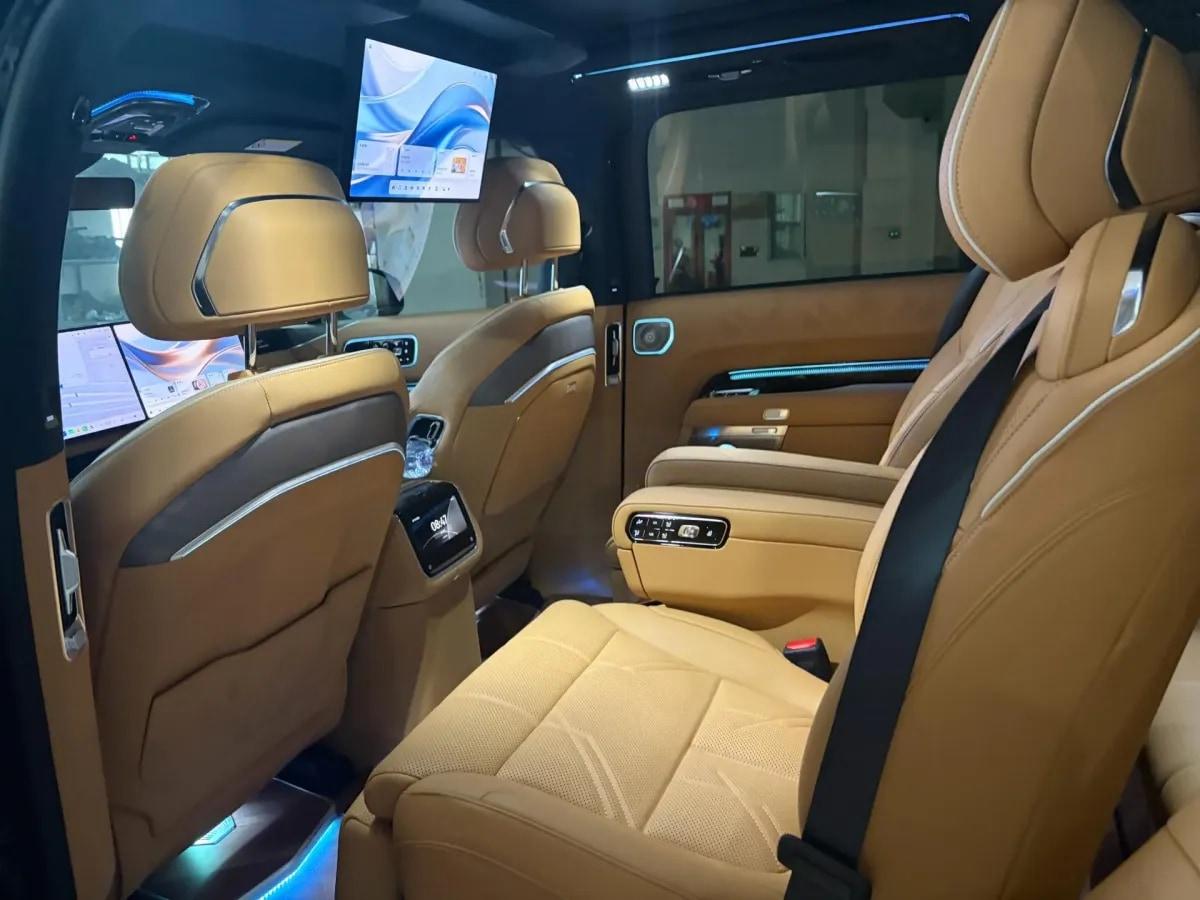 2025 Zeekr 9X 2.0T 279HP L4 1DHT PHEV image 5