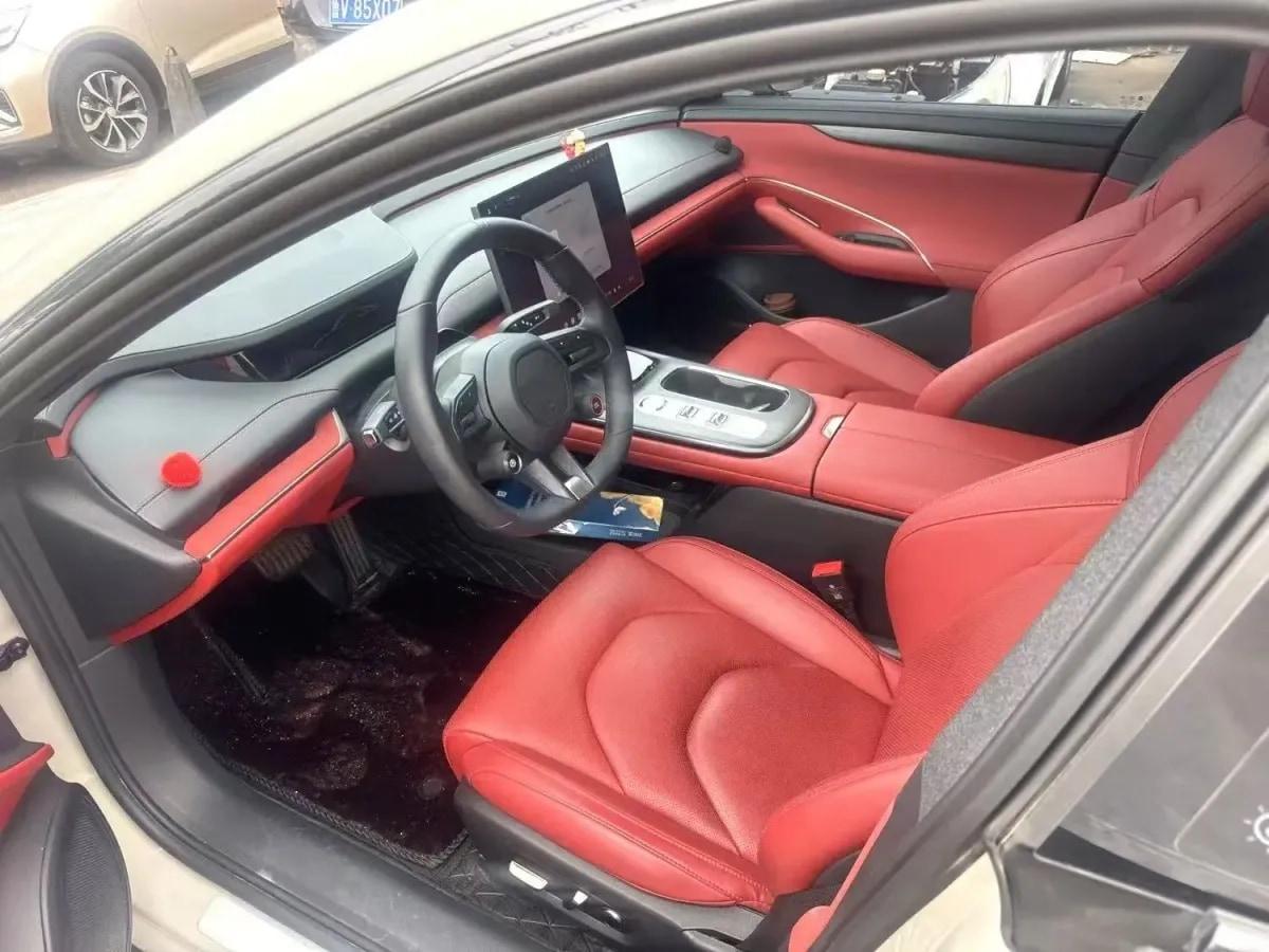 2024 Xiaomi SU7 BEV 73.6KWH image 5