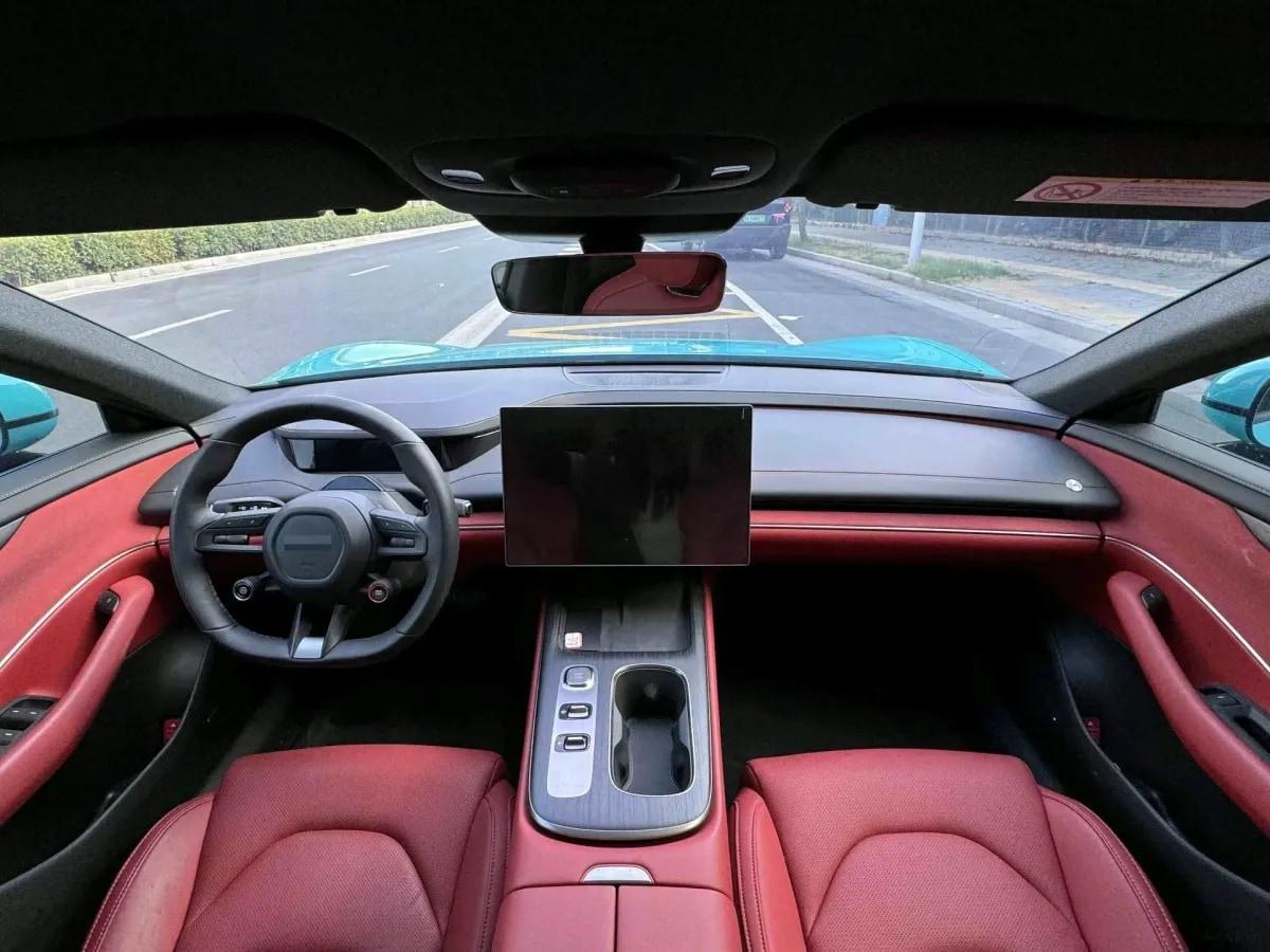 2024 Xiaomi SU7 BEV 73.6KWH image 5