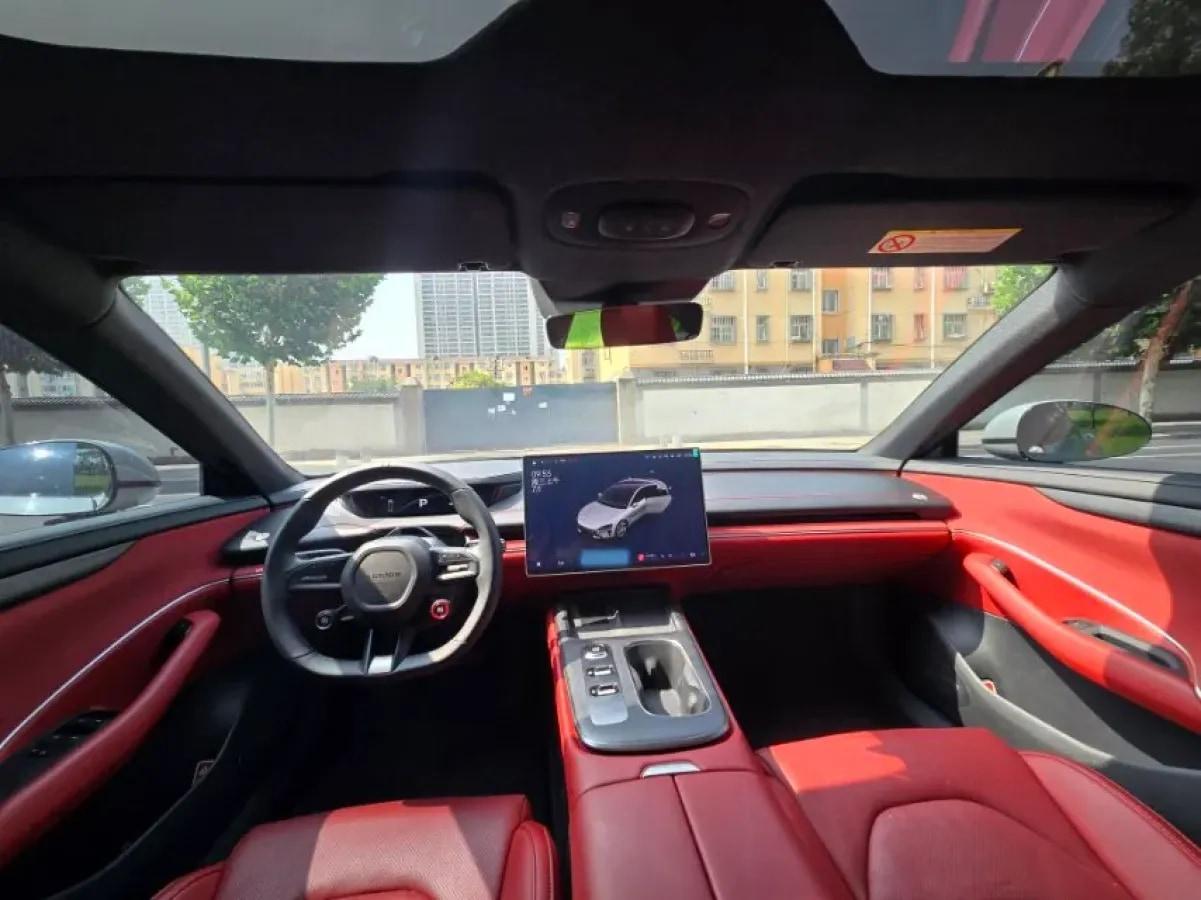 2024 Xiaomi SU7 BEV 73.6KWH image 5