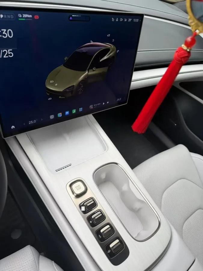 2024 Xiaomi SU7 BEV 101KWH image 5