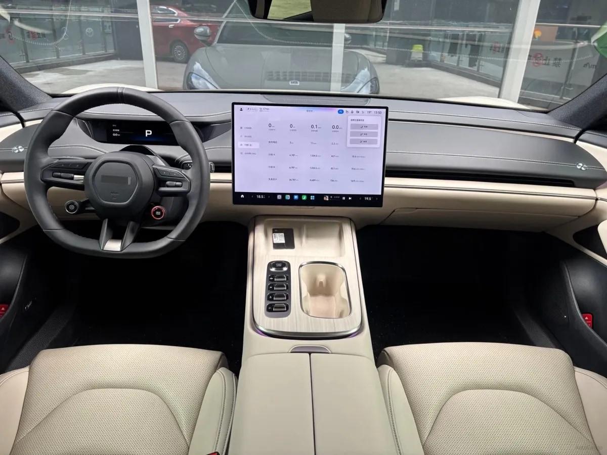 2024 Xiaomi SU7 BEV 94.3KWH image 5