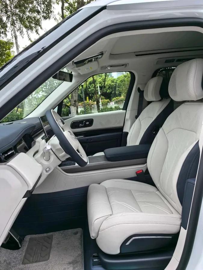2025 Zeekr 9X 2.0T 279HP L4 1DHT PHEV image 5