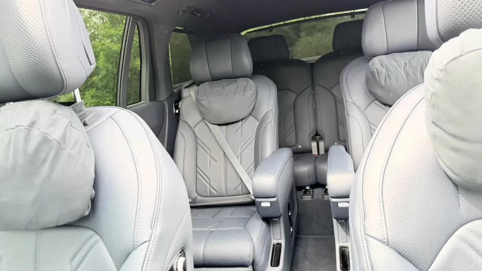 2025 Zeekr 9X 2.0T 279HP L4 1DHT PHEV image 5