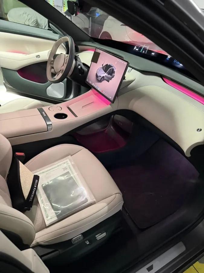 2025 Xiaomi YU7 BEV 96.3KWH 835km image 5