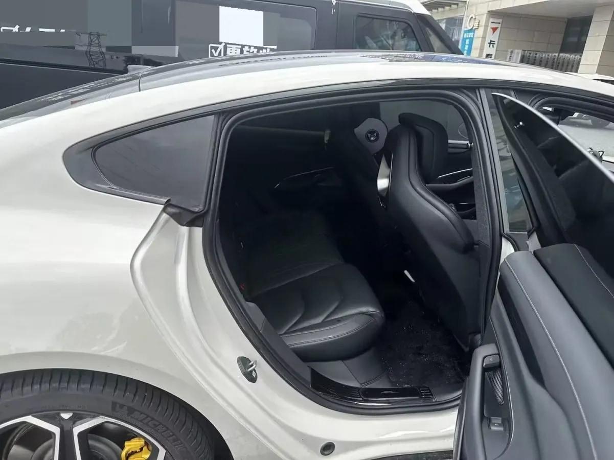 2024 Xiaomi SU7 BEV 73.6KWH image 5