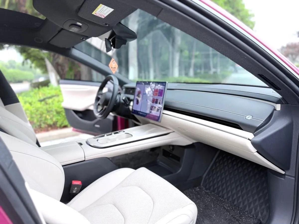 2024 Xiaomi SU7 BEV 73.6KWH 700km image 5