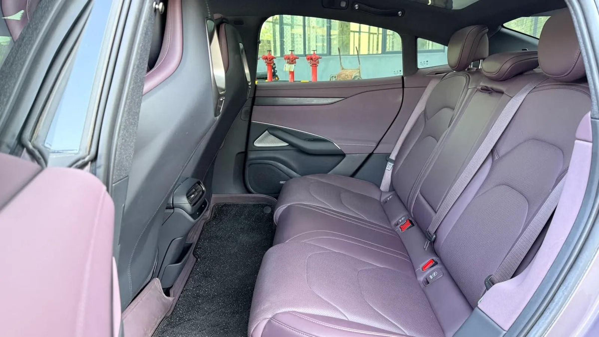 2024 Xiaomi SU7 BEV 73.6KWH 700km image 5