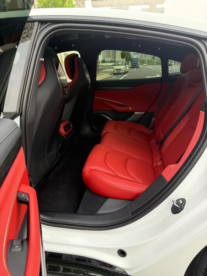 2024 Xiaomi SU7 BEV 94.3KWH image 5