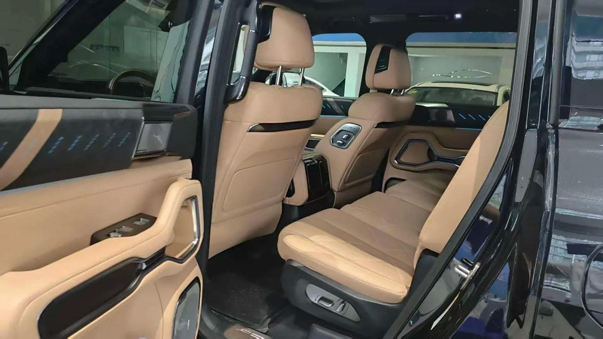 2025 Fang Cheng Bao Bao 8 2.0T 245HP L4 E-CVT PHEV 36.8KWH image 5