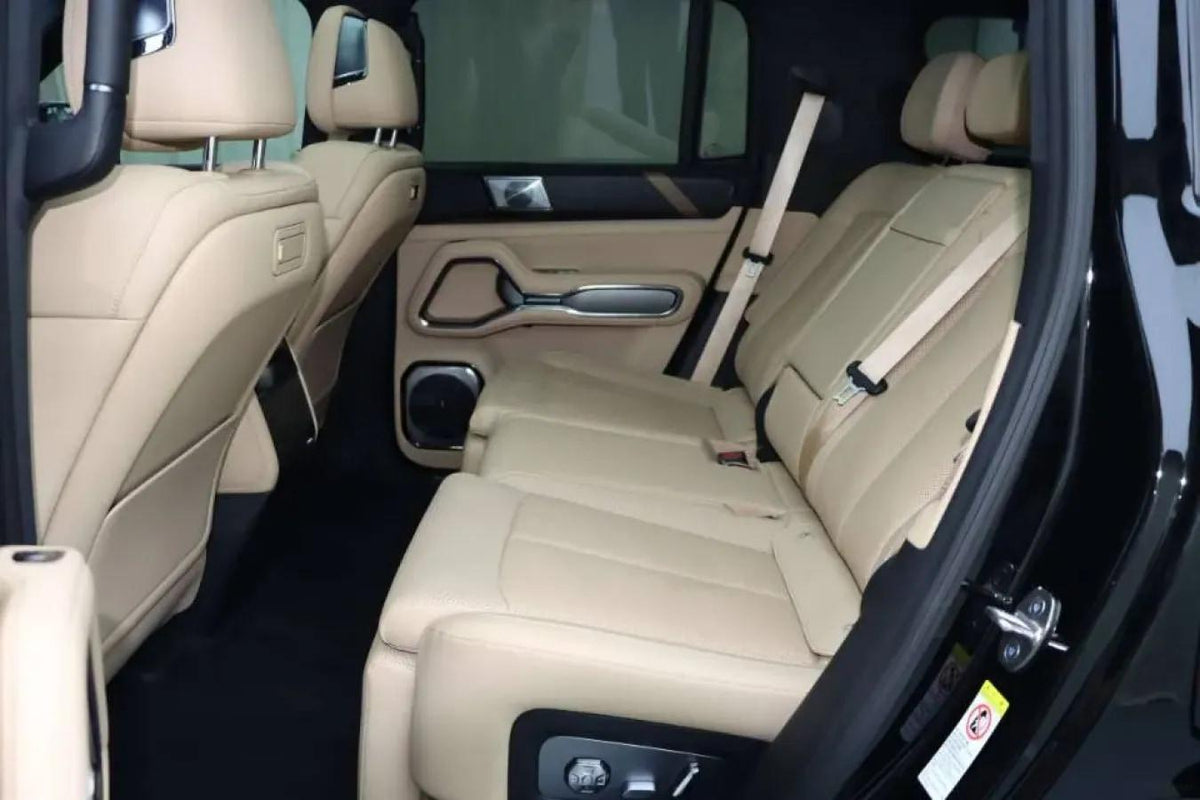 2025 FangChengBao Bao 8 2.0T 245HP L4 E-CVT PHEV 36.8KWH image 5