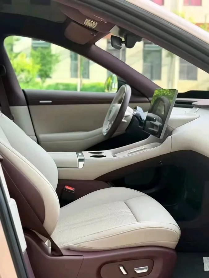 2025 Xiaomi YU7 BEV 96.3KWH 835km image 5