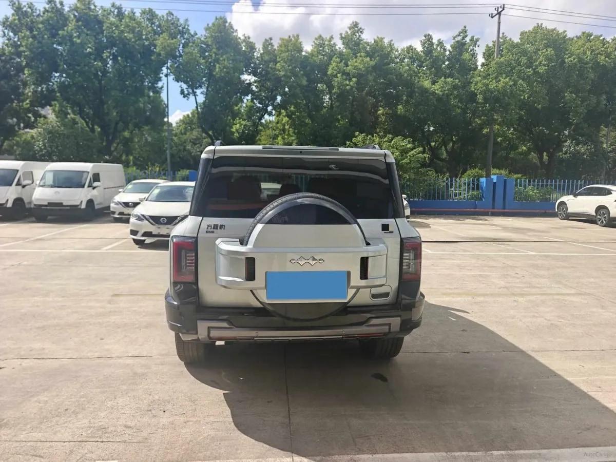 2025 FangChengBao Bao 8 2.0T 245HP L4 E-CVT PHEV 36.8KWH image 5