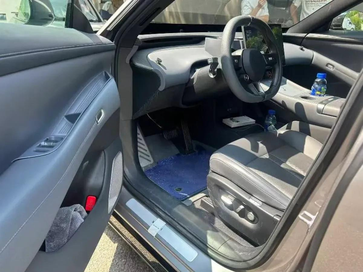 2025 Xiaomi YU7 BEV 96.3KWH 835km image 5