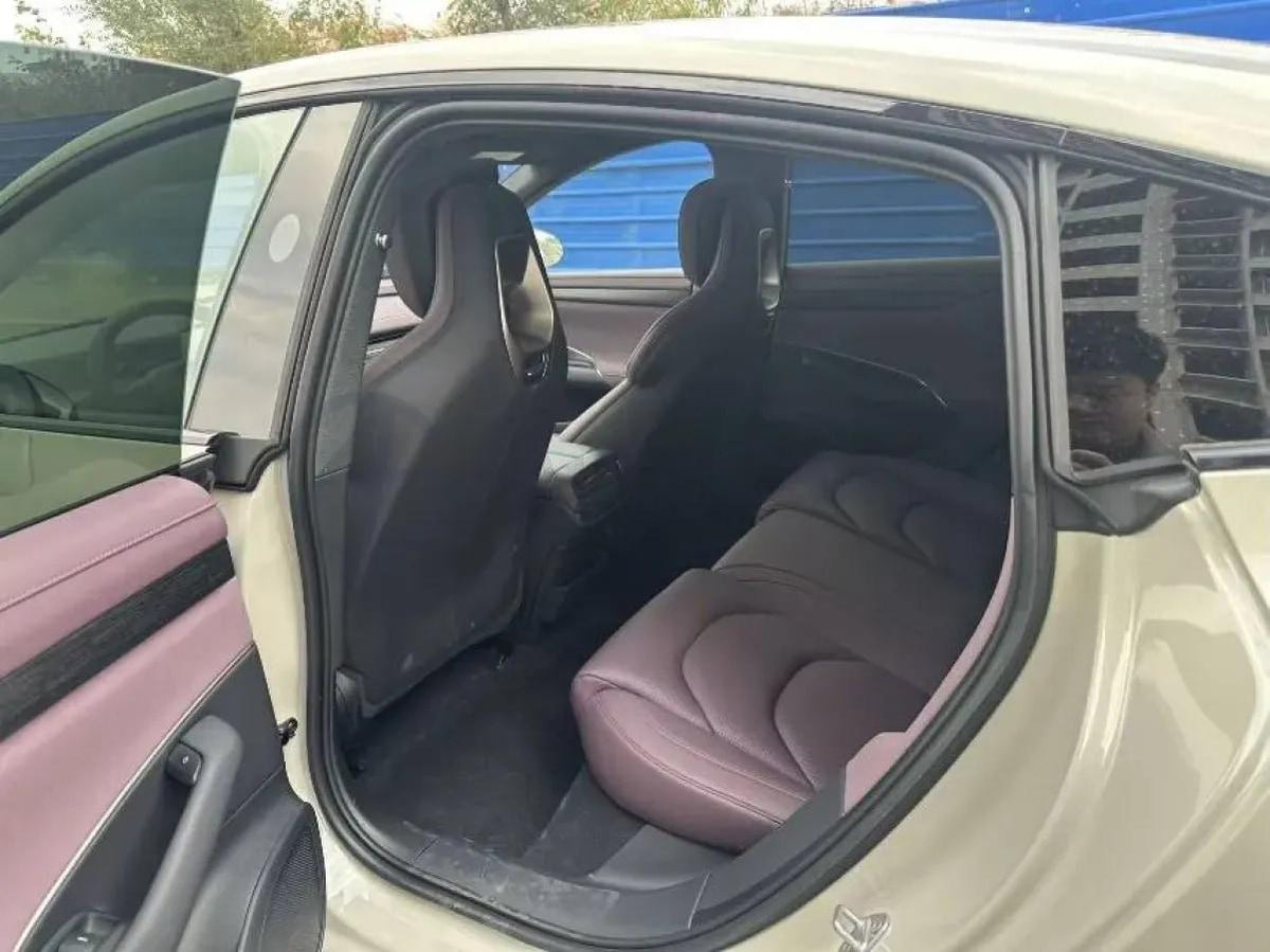 2024 Xiaomi SU7 BEV 94.3KWH 830km image 5