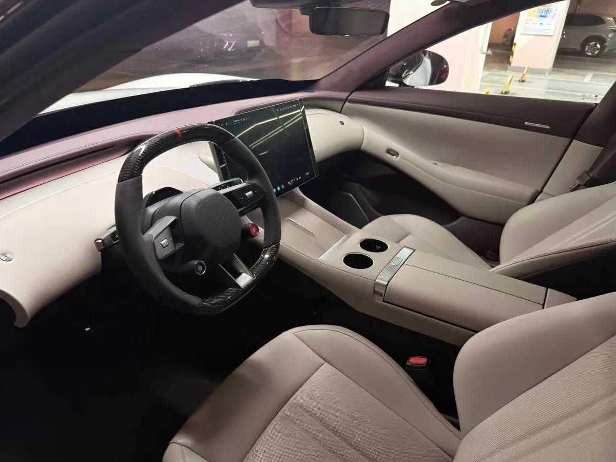 2025 Xiaomi YU7 BEV 101.7KWH image 5