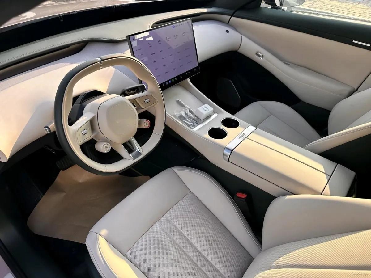 2025 Xiaomi YU7 BEV 96.3KWH 770km image 5
