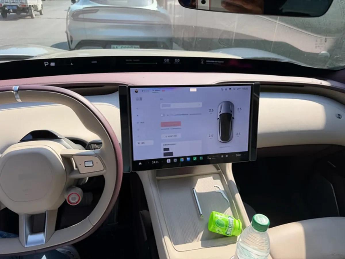 2025 Xiaomi YU7 BEV 101.7KWH 760km image 5