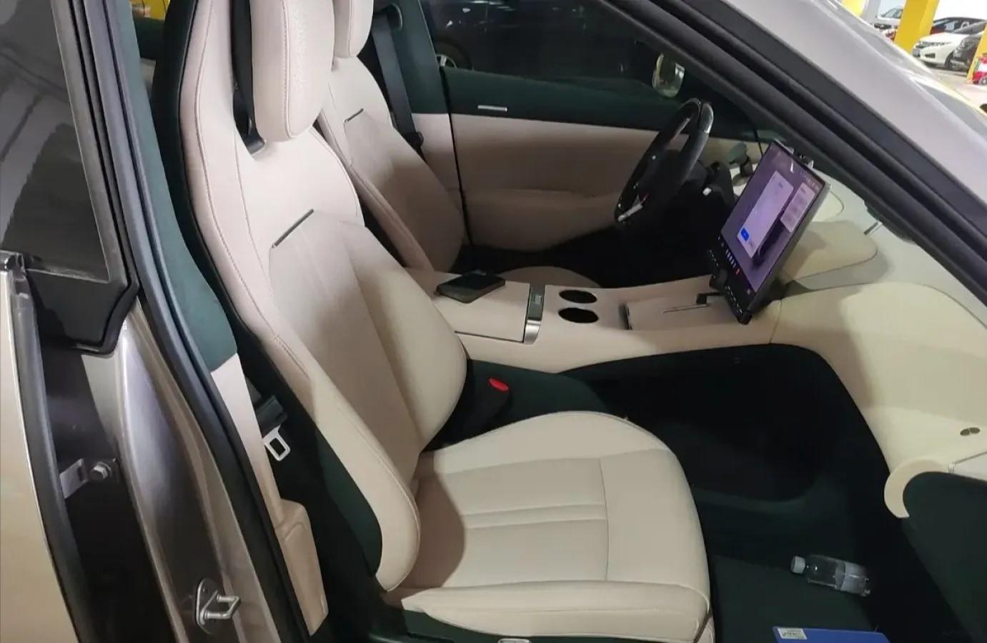 2025 Xiaomi YU7 BEV 101.7KWH 760km image 5