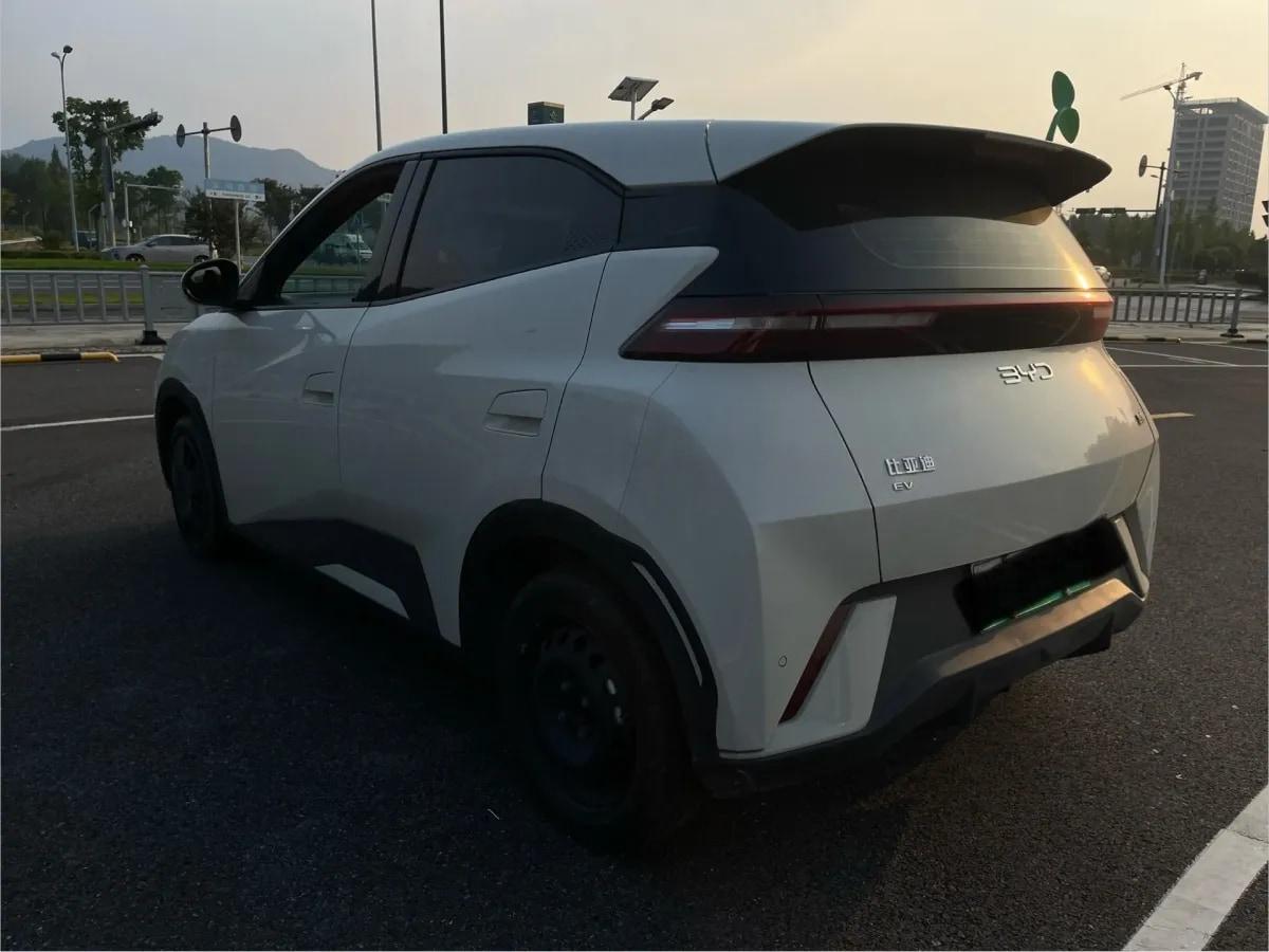 2025 BYD Seagull BEV 30.08KWH 305km image 5