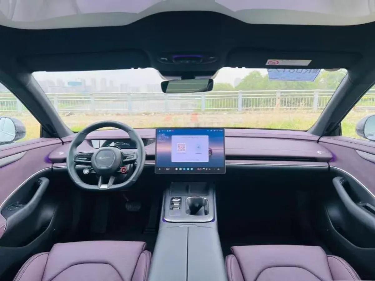 2024 Xiaomi SU7 BEV 73.6KWH image 5