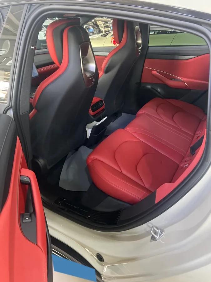 2024 Xiaomi SU7 BEV 73.6KWH image 5