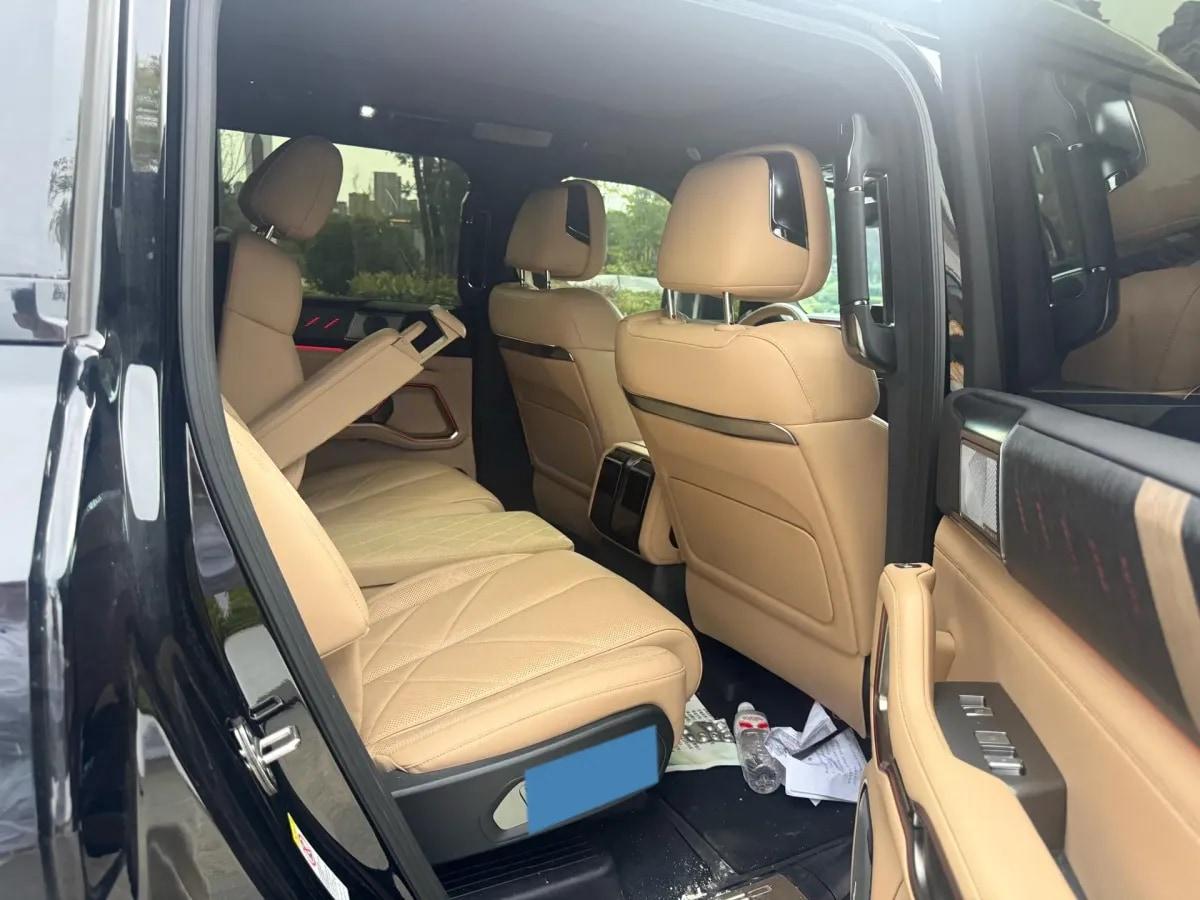 2025 FangChengBao Bao 8 2.0T 245HP L4 E-CVT PHEV 36.8KWH image 5