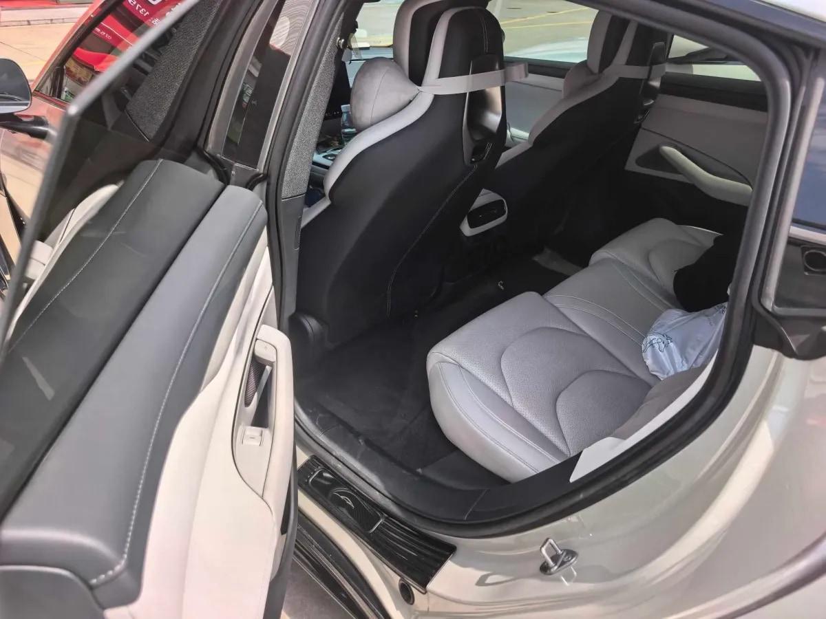 2024 Xiaomi SU7 BEV 73.6KWH image 5
