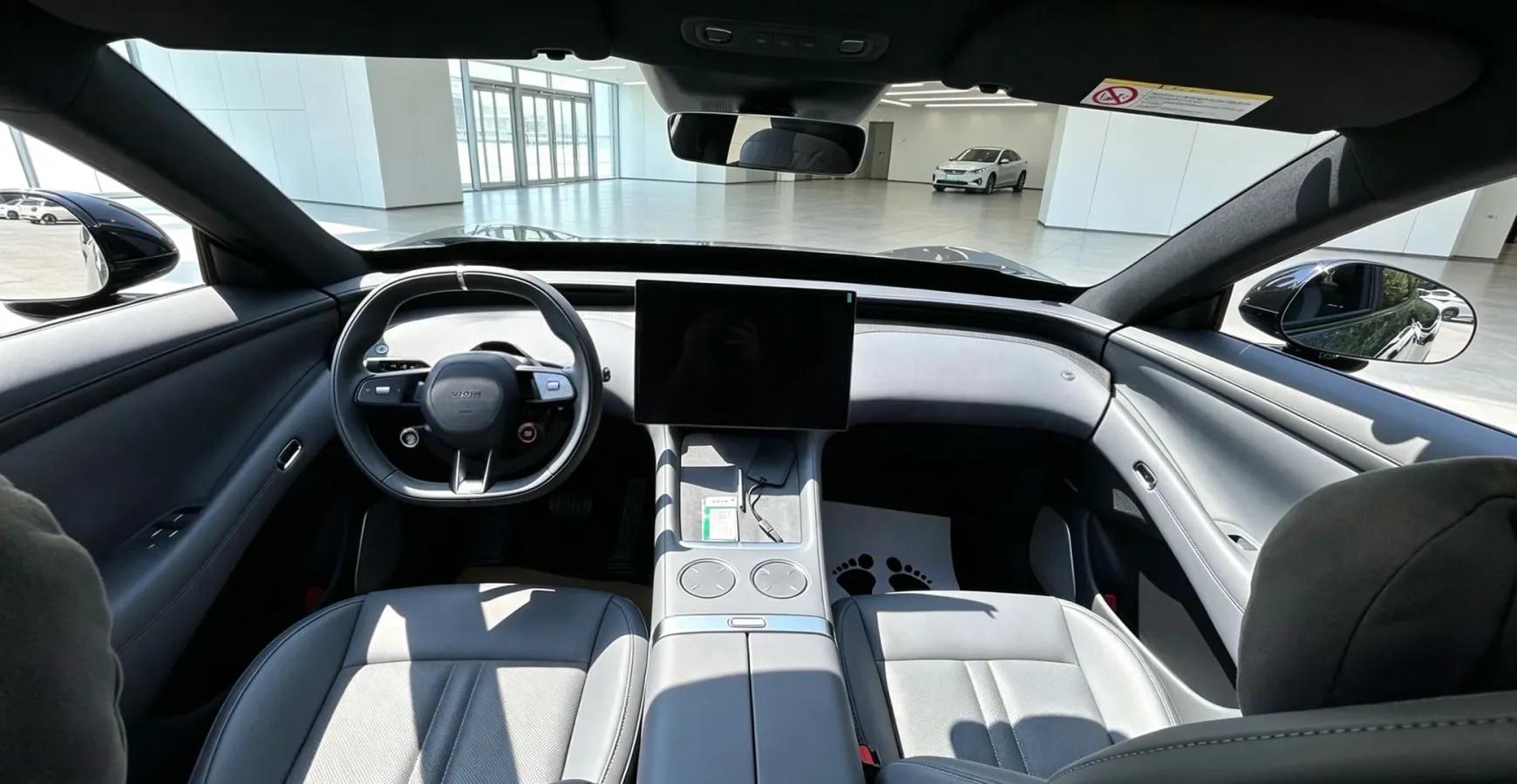 2025 Xiaomi YU7 BEV 96.3KWH image 6