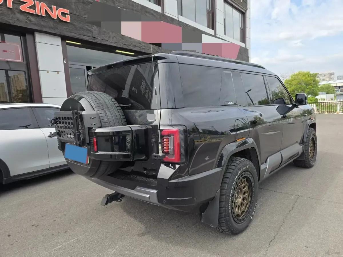 2025 FangChengBao Bao 8 2.0T 245HP L4 E-CVT PHEV 36.8KWH image 6