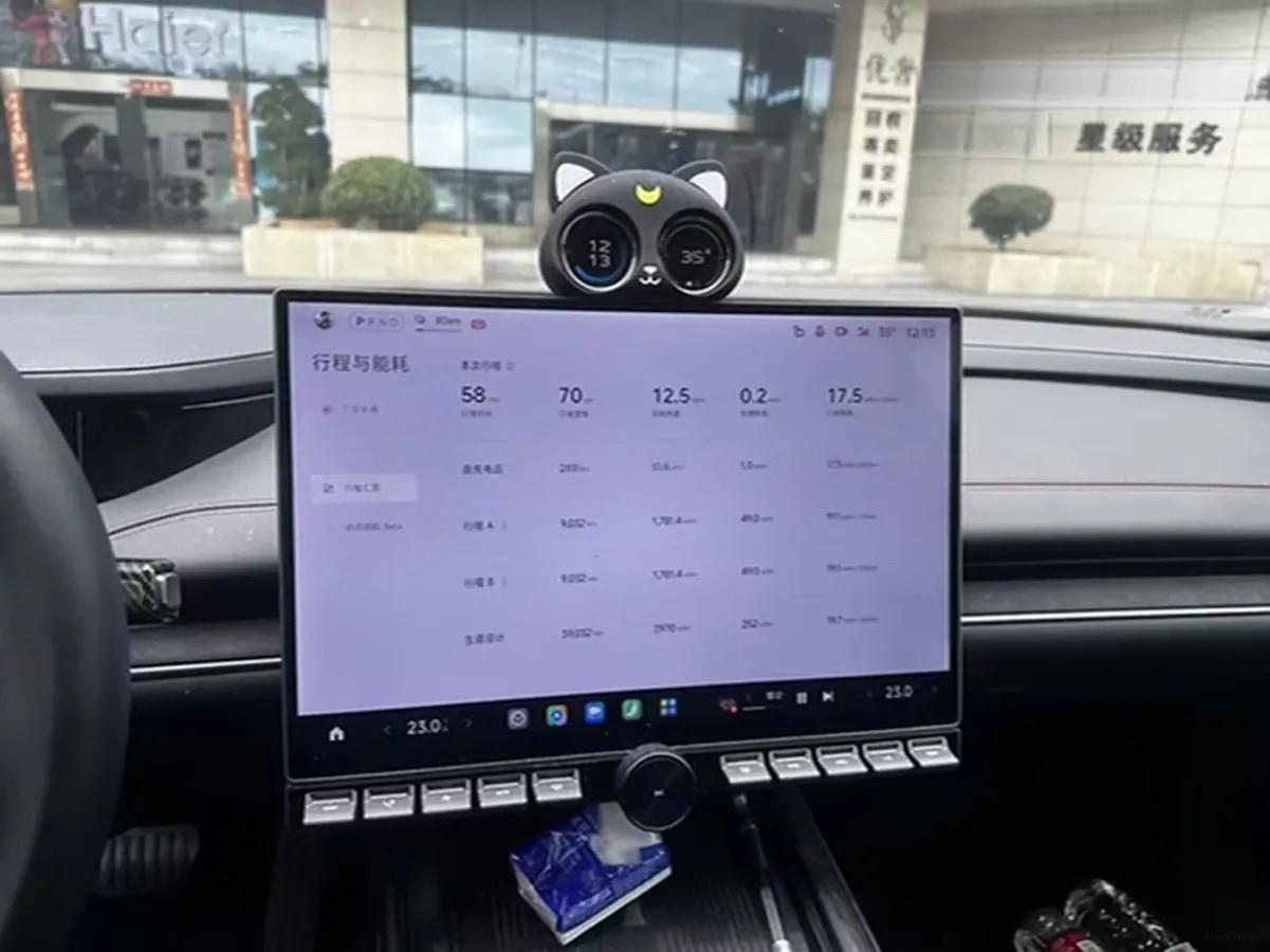 2024 Xiaomi SU7 BEV 73.6KWH image 6