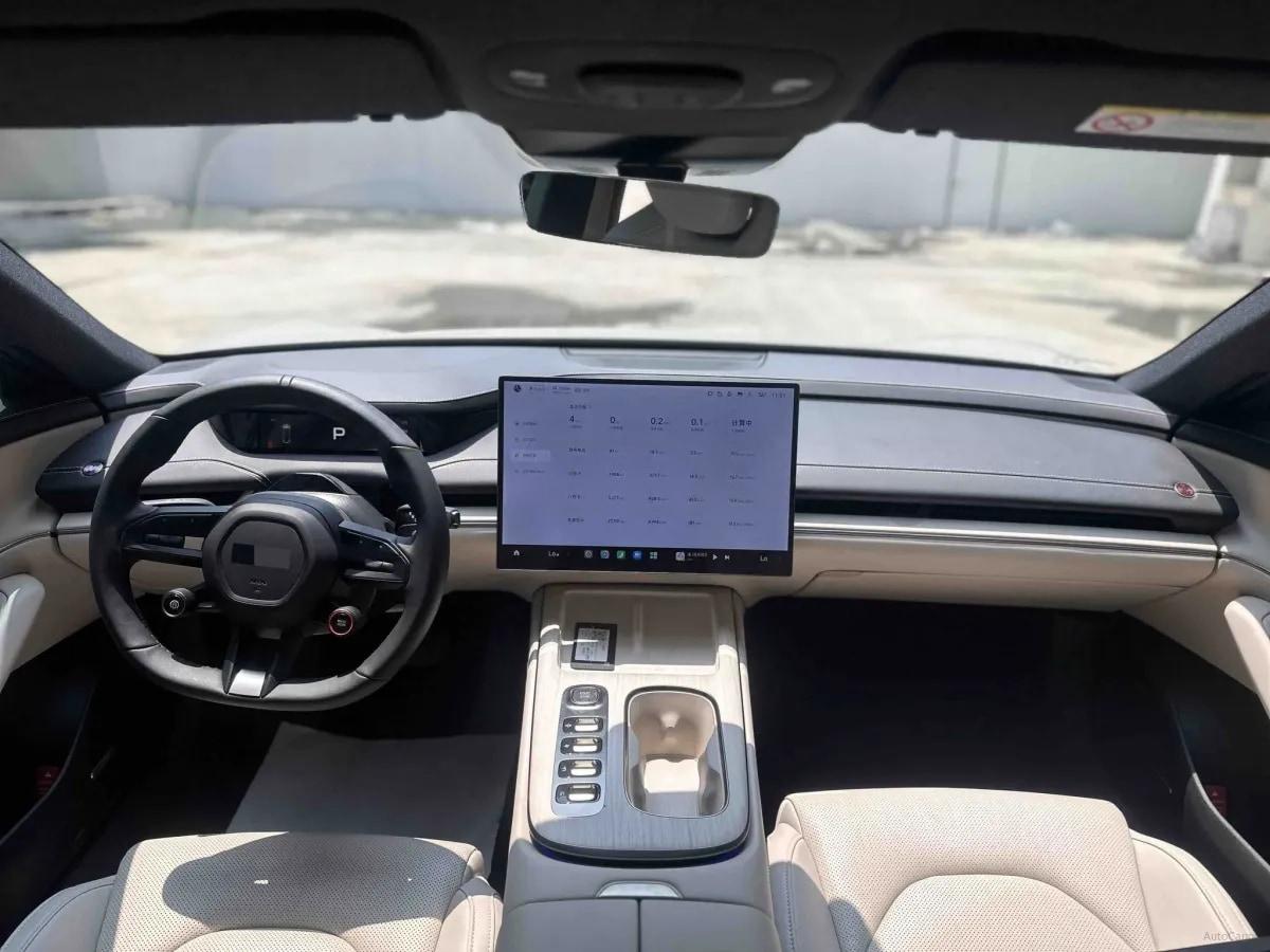 2024 Xiaomi SU7 BEV 94.3KWH image 6